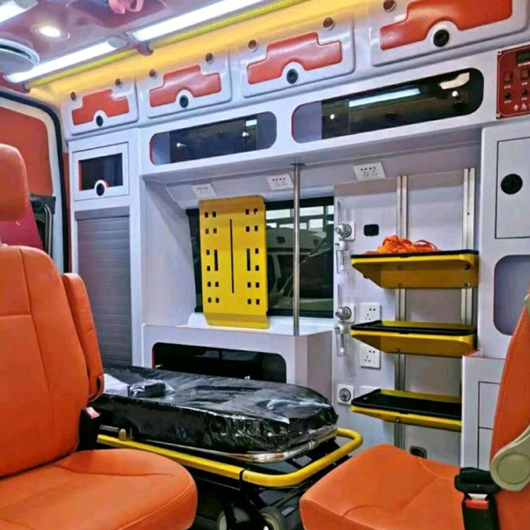 共和长途救护车护送病人租赁价格