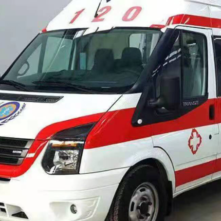 共和非急救护送病人转院租赁救护车的优缺点对比